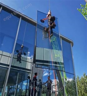 潍 坊 金门之窗玻璃幕墙打胶 更换玻璃 蜘蛛人 优质商品