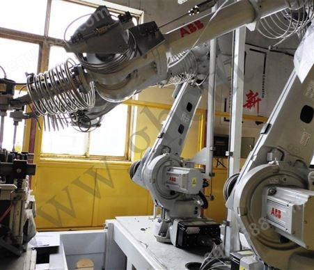 高效率双机器人水切割设备 ABB4600机器人水切割