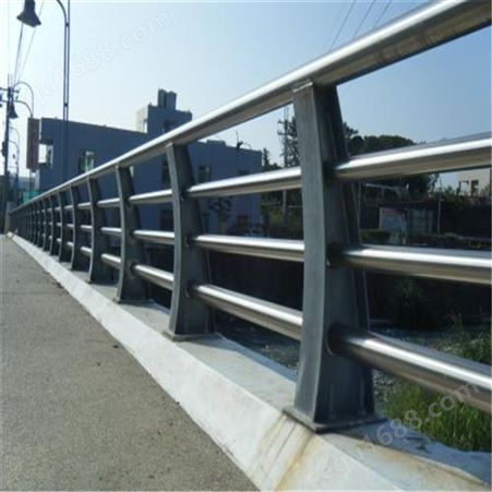 宏海交通热镀锌 桥梁护栏 河道防撞围栏 立柱焊接 可来图加工